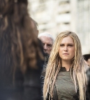 The-100-Watch-The-Thrones-3x04-promotional-picture-the-100-tv-show-39291475-800-550.jpg