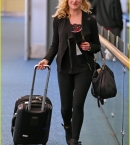 eliza-taylor-danielle-panabaker-leave-vancouver-for-home-01.jpg